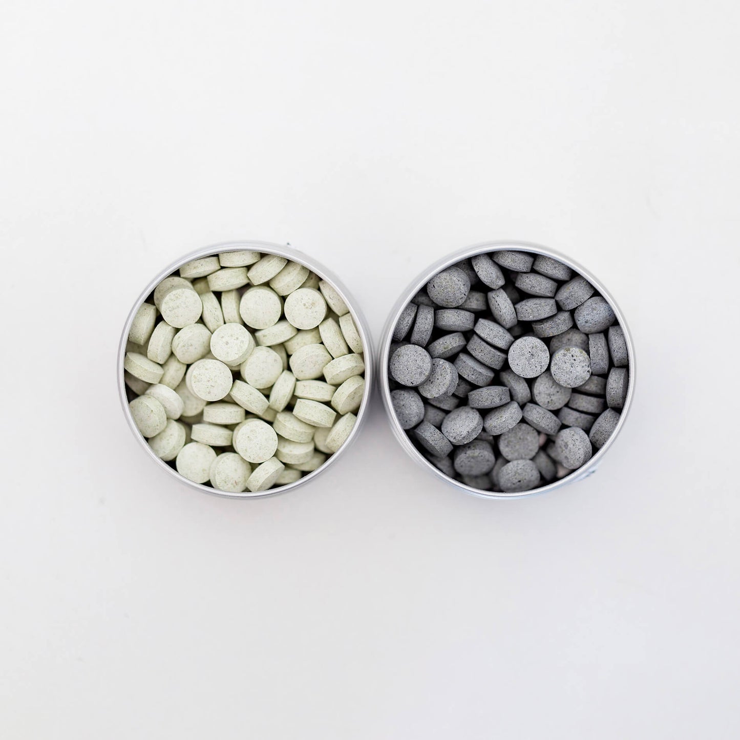 Tableta dental de carbon activado sin fluor